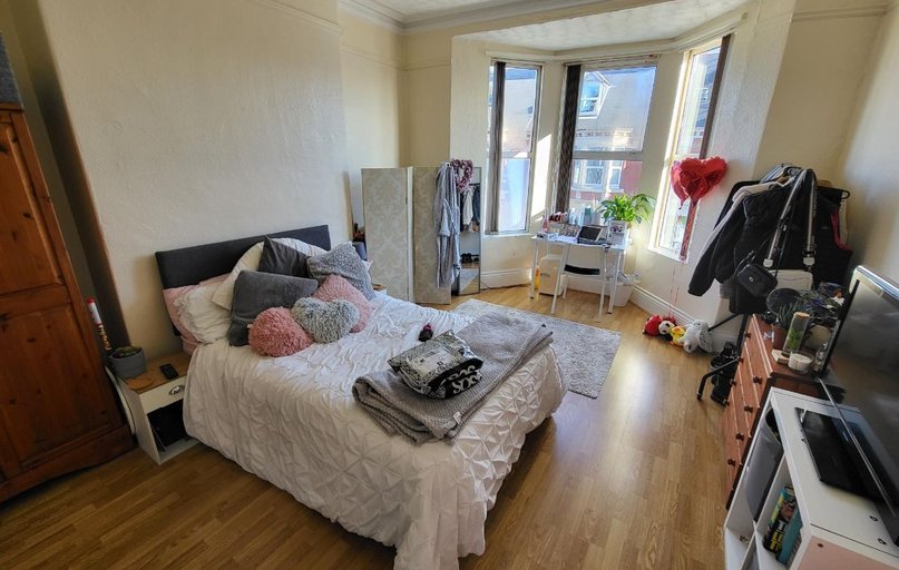 Addycombe Terrace, Heaton, Newcastle - Image 1