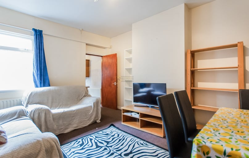 Lottie Road, Selly Oak, Birmingham - Image 1