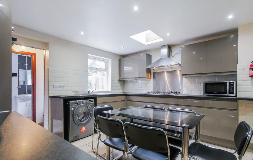 Teignmouth Road, Selly Oak, Birmingham - Image 1