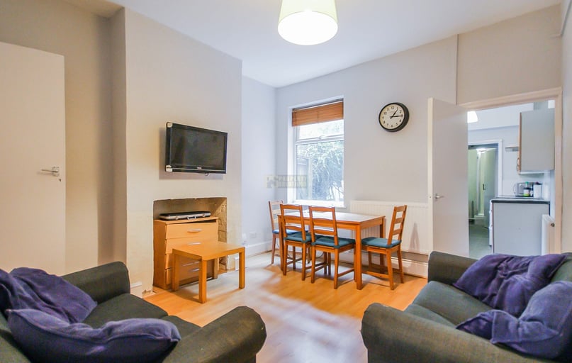 Hubert Road, Selly Oak, Birmingham - Image 1