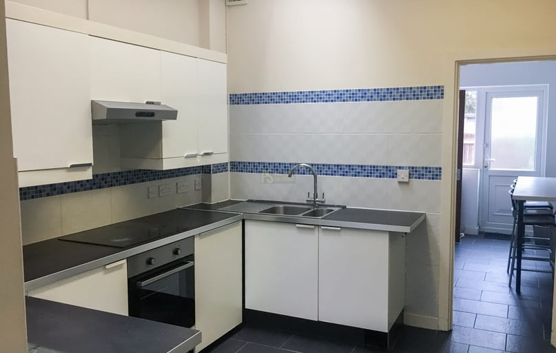 Dawlish Road, Selly Oak, Birmingham - Image 1