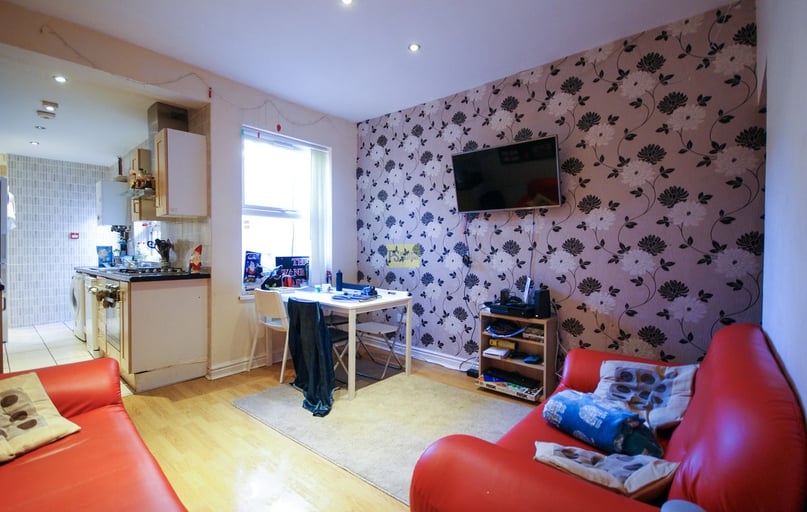 Harrow Road, Selly Oak, Birmingham - Image 1