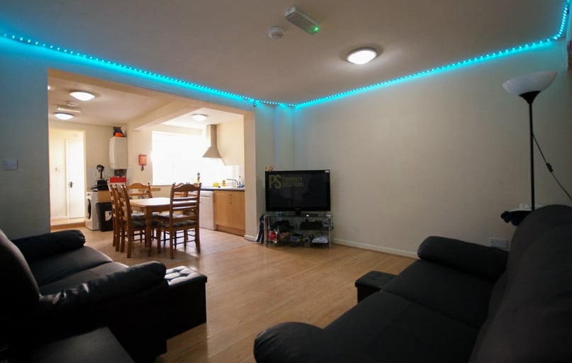 Tiverton Road, Selly Oak, Birmingham - Image 1