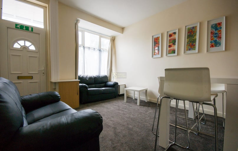 Dogpool Lane, Stirchley, Birmingham - Image 1