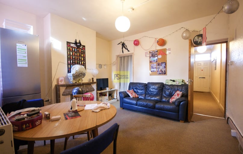 Tiverton Road, Selly Oak, Birmingham - Image 1