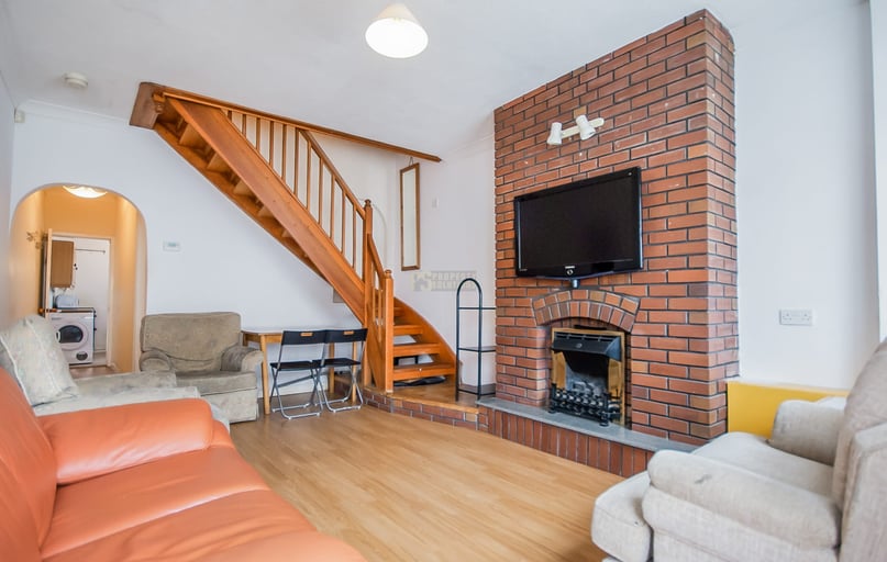Alton Road, Selly Oak, Birmingham - Image 1