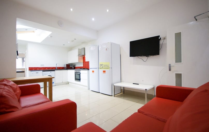 Dawlish Road, Selly Oak, Birmingham - Image 1