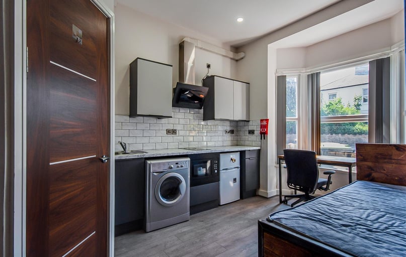 664, Pershore Road, Selly Oak, Birmingham, Birmingham - Image 1