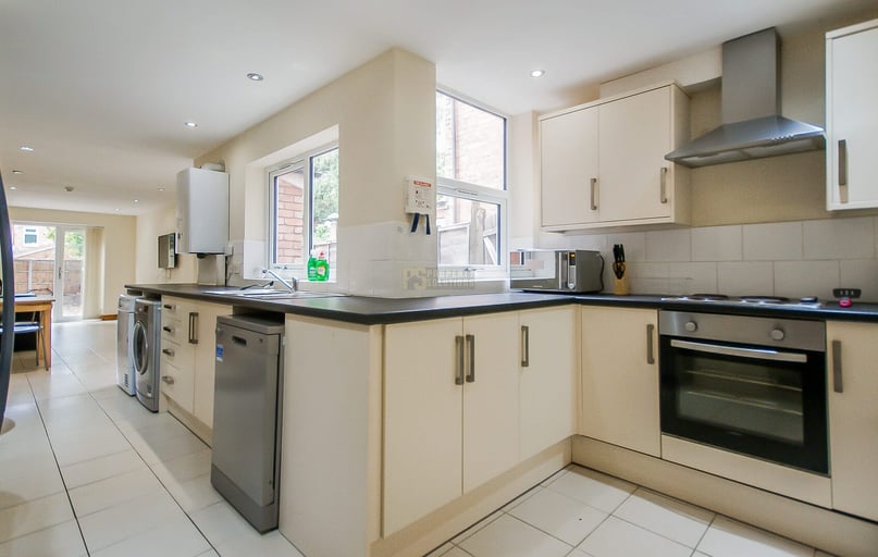 Tiverton Road, Selly Oak, Birmingham - Image 1