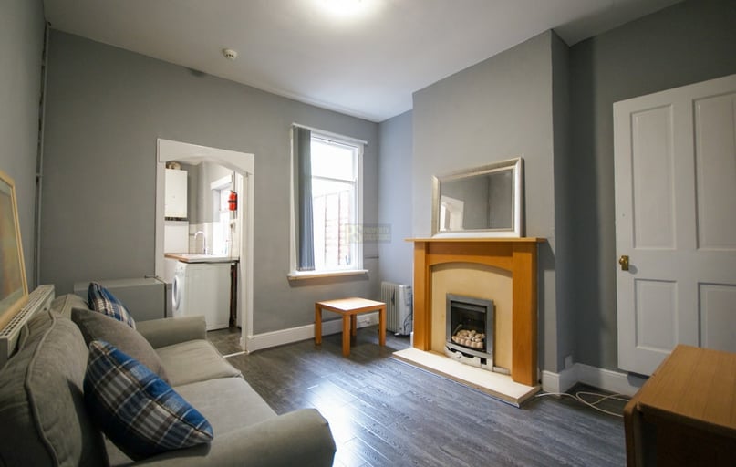 Tiverton Road, Selly Oak, Birmingham - Image 1