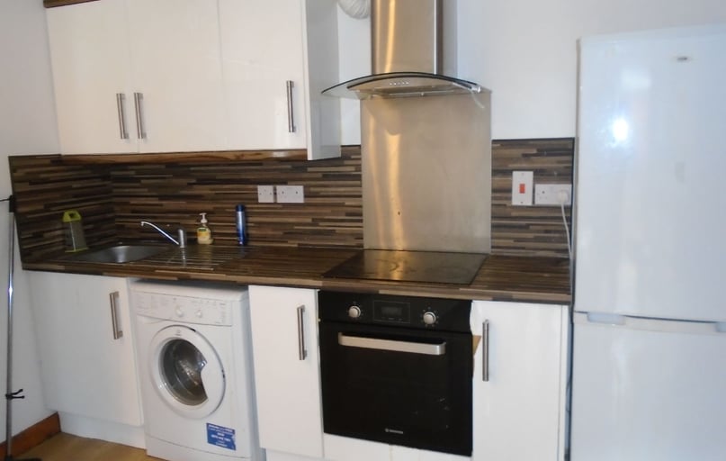 Tiverton Road, Selly Oak, Birmingham - Image 1