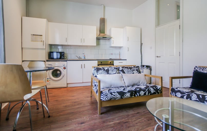 Bristol Road, Birmingham - Image 1