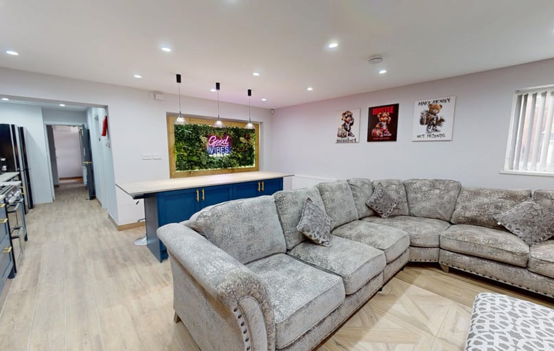 Flat 4, Raddlebarn Road Selly Oak, Birmingham - Image 1