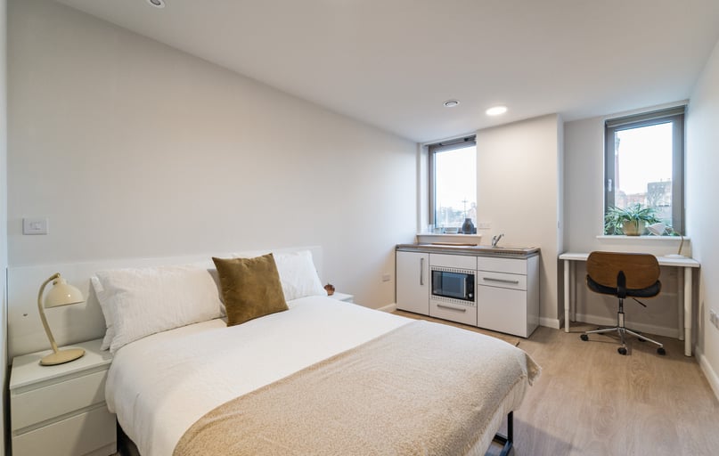 Bournbrook, Selly Oak, Birmingham - Image 1