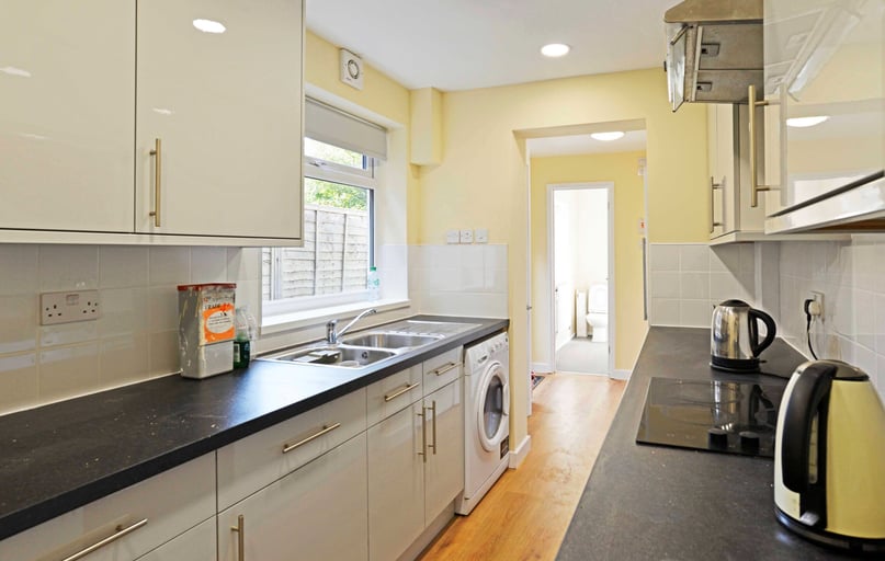 Alton Road, Selly Oak, Birmingham - Image 1