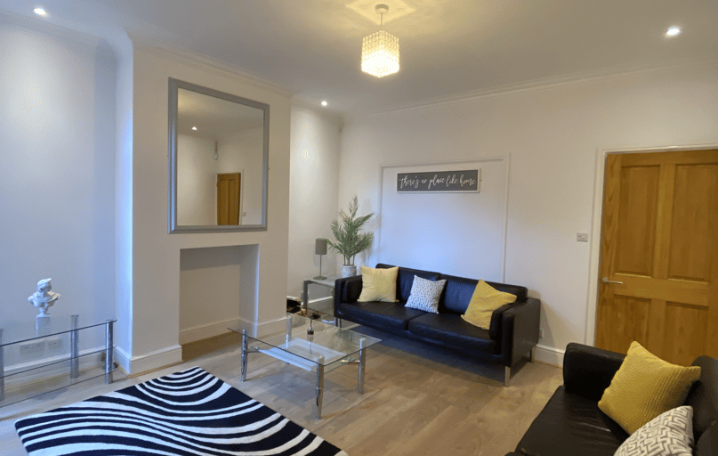 Howard Road, Clarendon Park, Leicester - Image 1