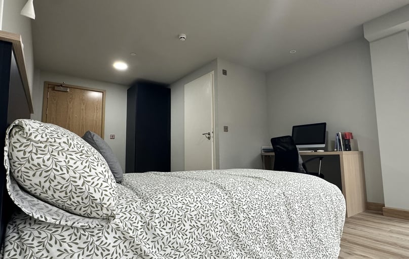 Pinfold Gate, City Centre, Loughborough - Image 1