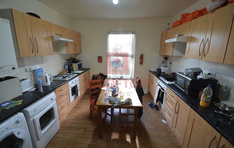 Cardigan Road, Headingley, Leeds - Image 1