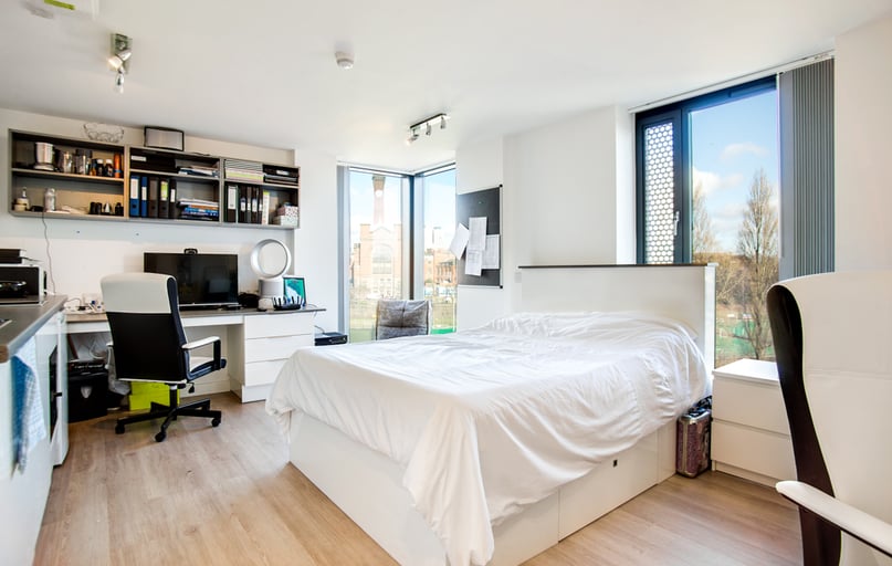 Deluxe Studio, The Recording Rooms, 495-505 Bristol Road, Selly Oak, Birmingham - Image 1