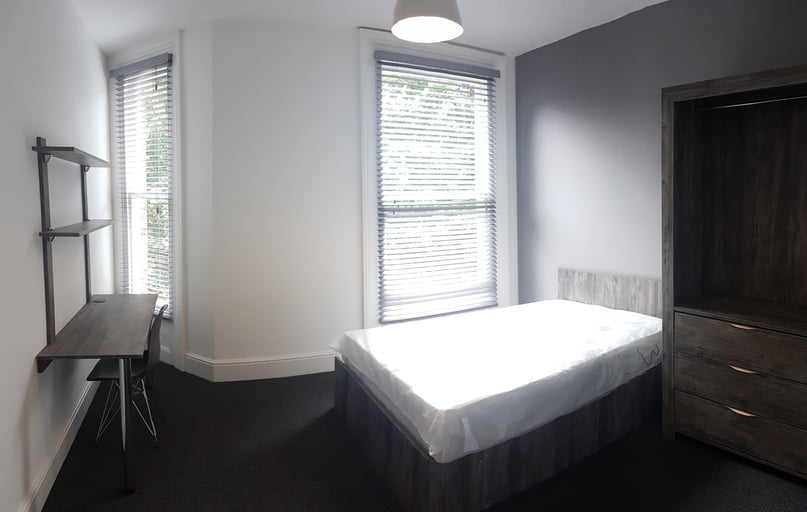 Marlborough Avenue, Spring Bank, Hull - Image 1