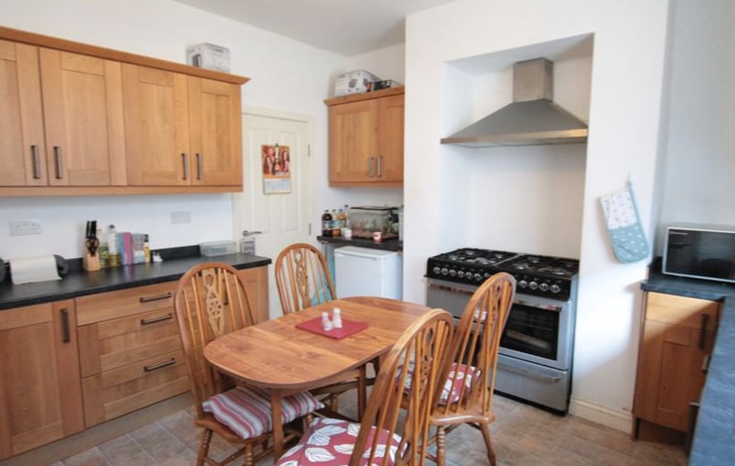 Spring Grove Walk, Burley, Leeds - Image 1