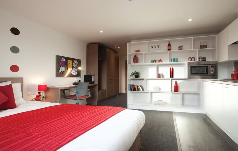 Deluxe Studio, Gallery Apartments, 2 Port Dundas Place, City Centre, Glasgow - Image 1