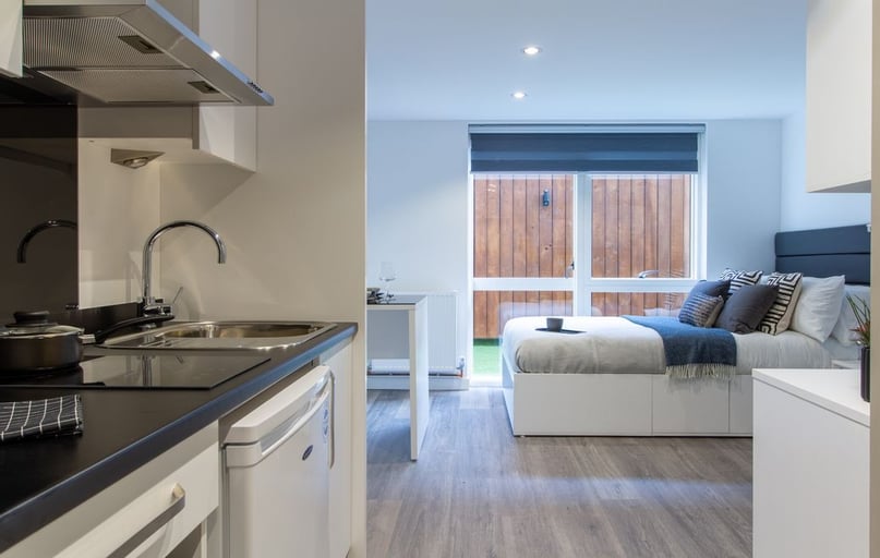 Large Classic Studio Plus, Miura, 33 Curzon Street, City Centre, Nottingham - Image 1