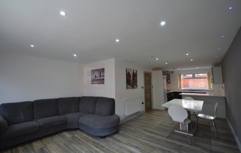 Woodsley Road, Hyde Park, Leeds - Image 1