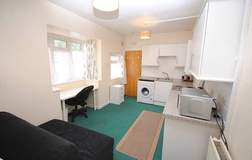 Herrick Road, Shelthorpe, Loughborough - Image 1