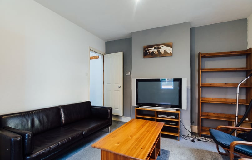 Cumberland Road, City Centre, Loughborough - Image 1