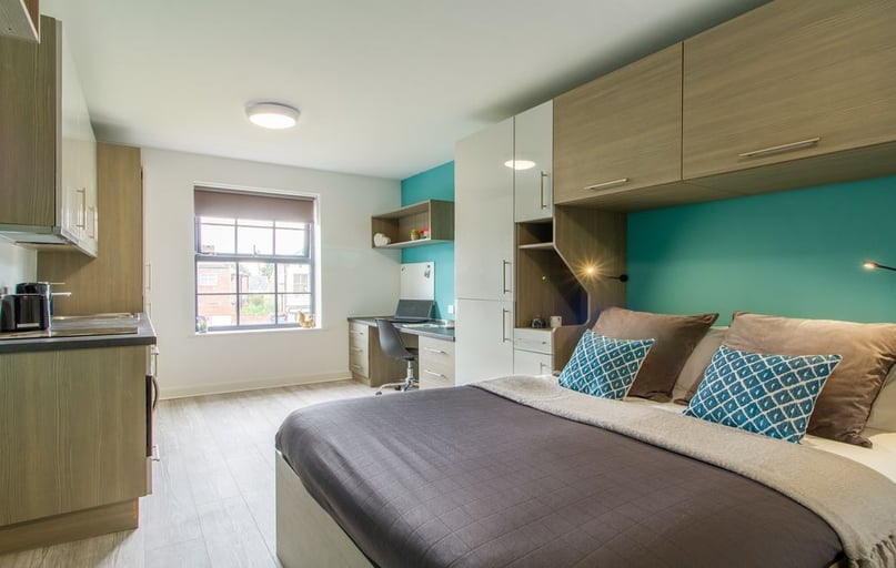 Standard Studio, St Giles Studios, 110 Gilesgate, City Centre, Durham - Image 1