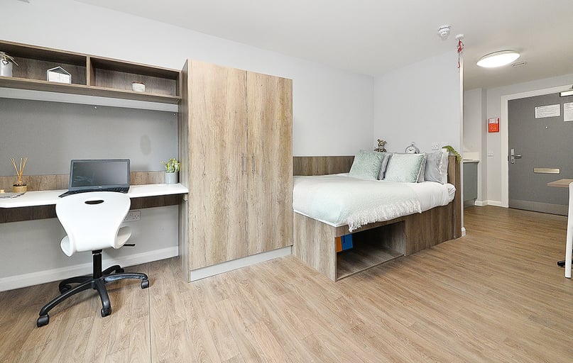 Platinum Studio, The Mill House, 400 Gorgie Road, Gorgie, Edinburgh - Image 1