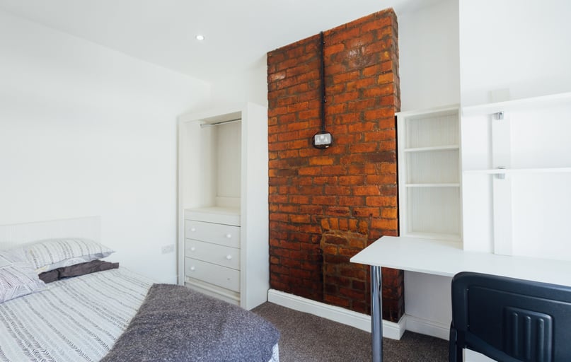 Broad Street, City Centre, Loughborough - Image 1