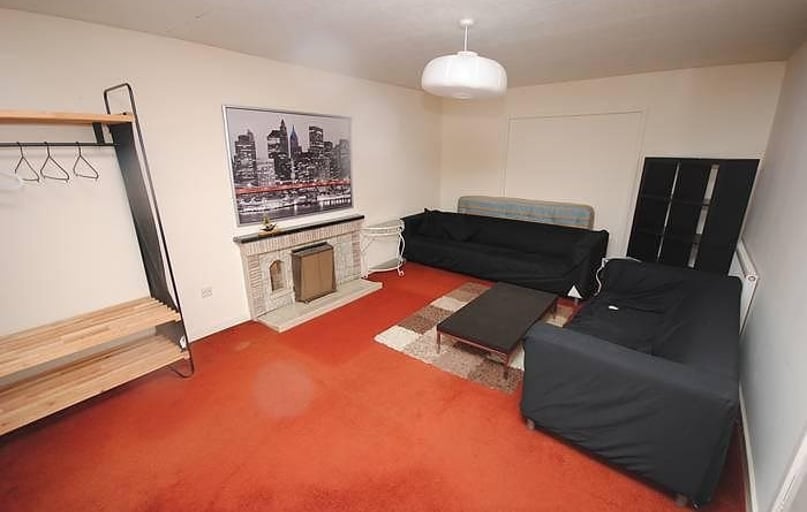 Ashleigh Drive, City Centre, Loughborough - Image 1