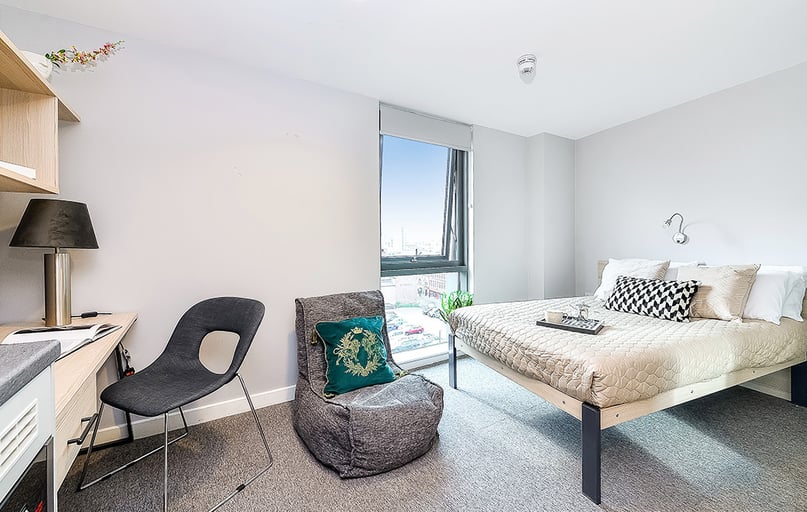 Classic Studio Plus, Straits Manor, 52 West Street, City Centre, Sheffield - Image 1