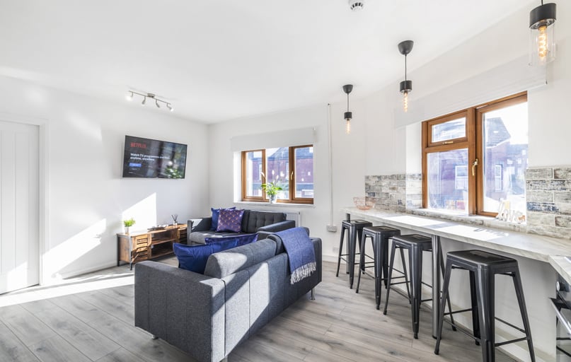 Queens Road, Hyde Park, Leeds - Image 1