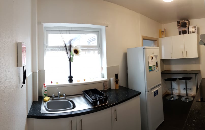 Sculcoates Lane, Newland, Hull - Image 1