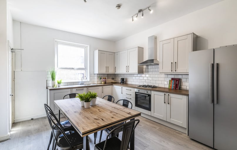 Woodsley Road, Hyde Park, Leeds - Image 1