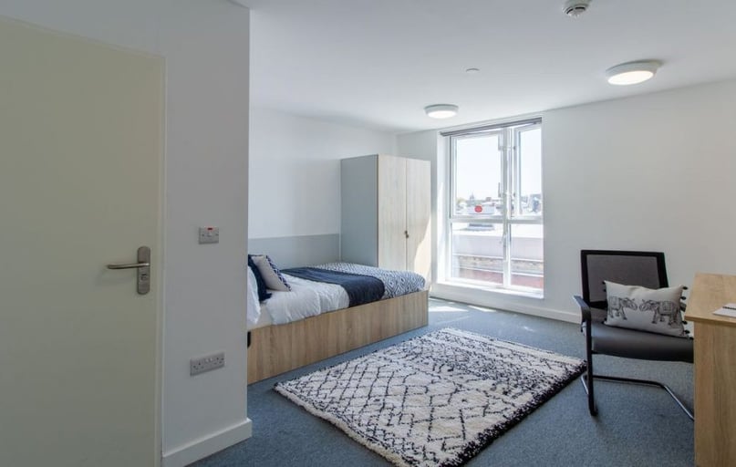 XL Classic Ensuite, The Croft, Cathedral Road, City Centre, Derby - Image 1
