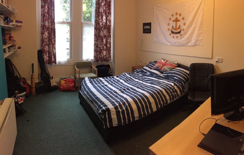 West Parade, West End, Lincoln - Image 1