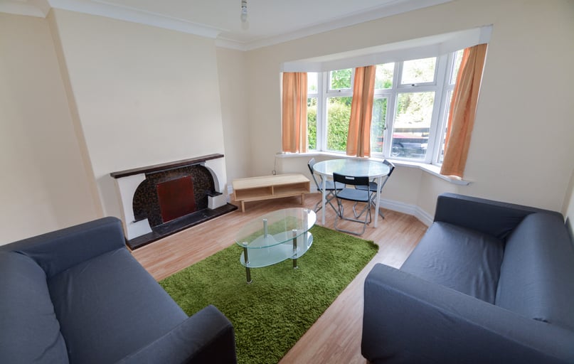 Ash Road, Headingley, Leeds - Image 1