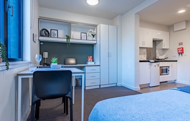 Premium Studio, Powis Place, 2 Powis Place, Old Aberdeen, Aberdeen - Image 1