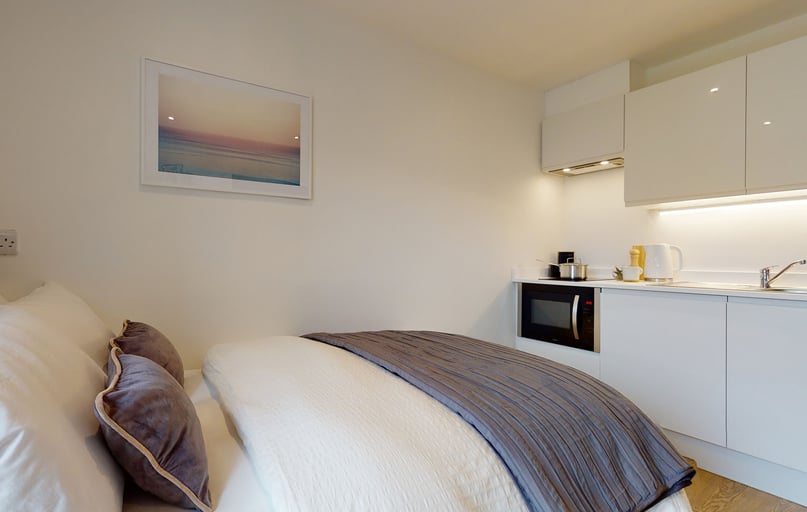 Classic Plus Studio, One London Road, London Road, Keele University School Of Medicine, Newcastle under Lyme - Image 1