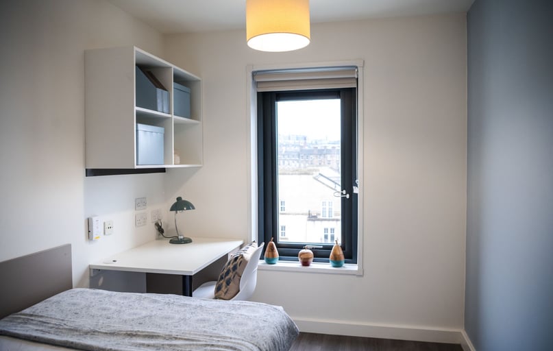 5 Bed Ensuite, McDonald Road, 6 McDonald Road , Marchmont, Edinburgh - Image 1