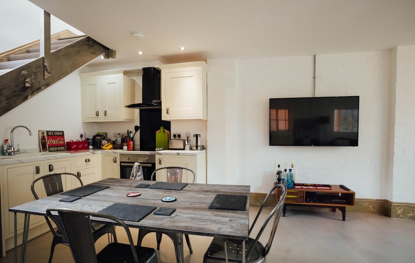 Forest Road, City Centre, Loughborough - Image 1