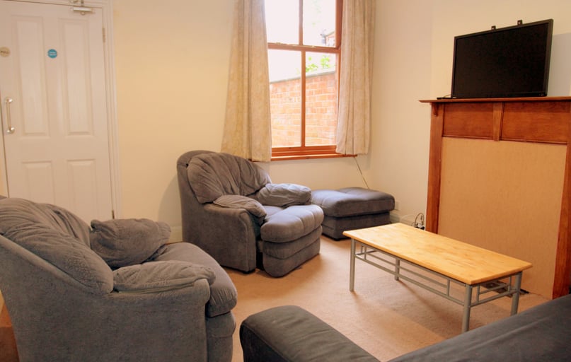 Montague Road, Clarendon Park, Leicester - Image 1