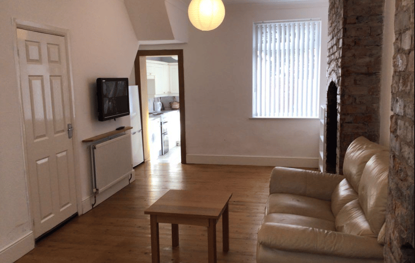 Pavilion Crescent, Newland, Hull - Image 1