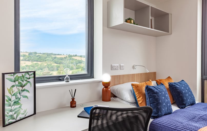 Premium Ensuite, Hill View Place, Glenthorne Road, St Thomas, Exeter - Image 1