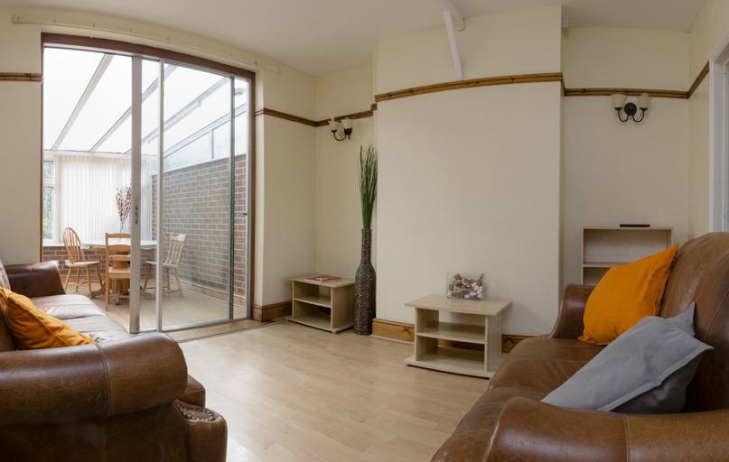 Mountfields Drive, City Centre, Loughborough - Image 1