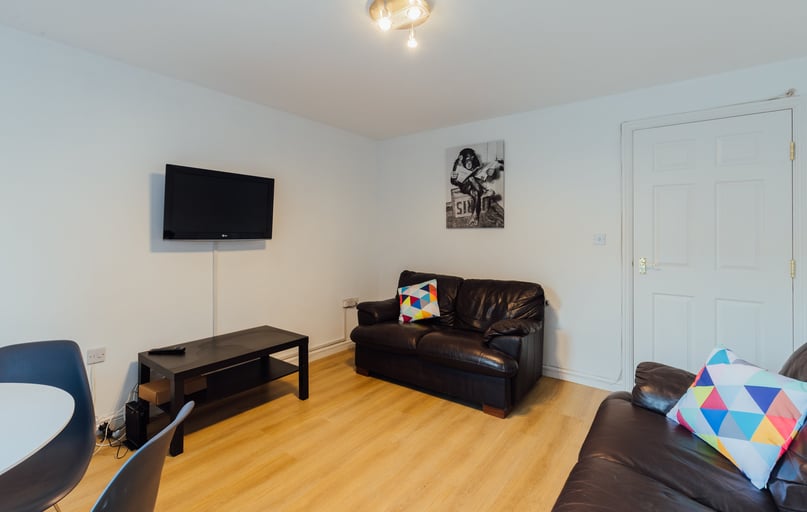Goods Yard Close, City Centre, Loughborough - Image 1